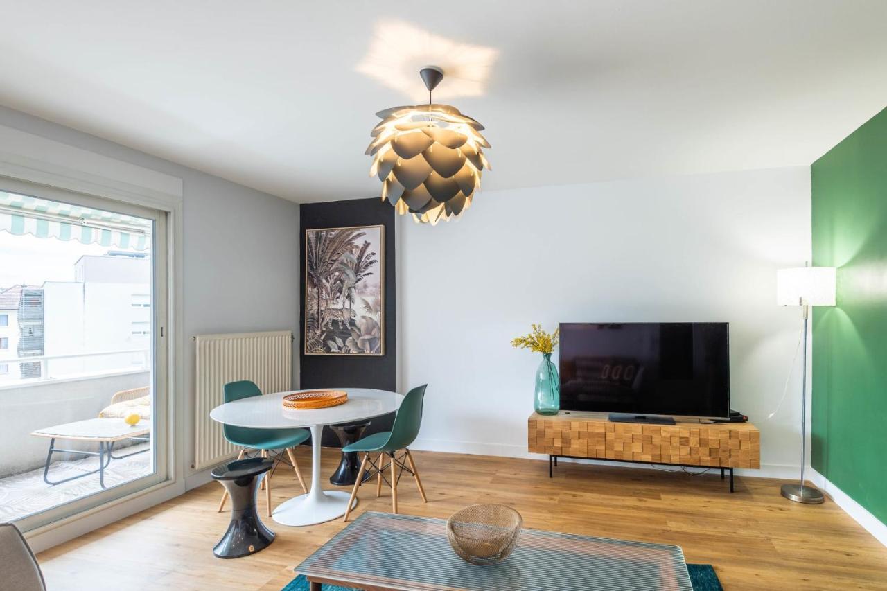 Apartamento Florentine Furnished Flat Annecy Exterior foto